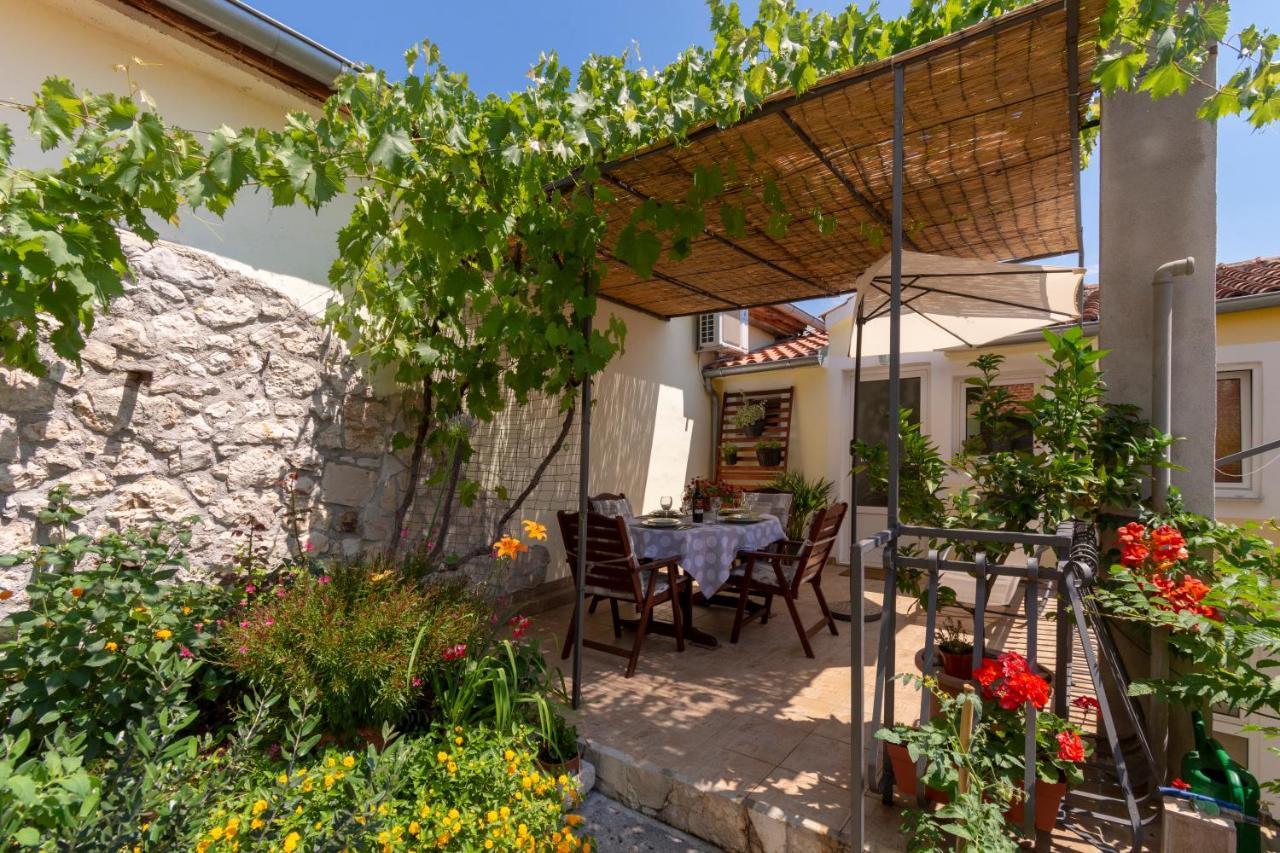 Mediterranean Terrace Apartment With Bikes & Sup Skradin Exteriér fotografie
