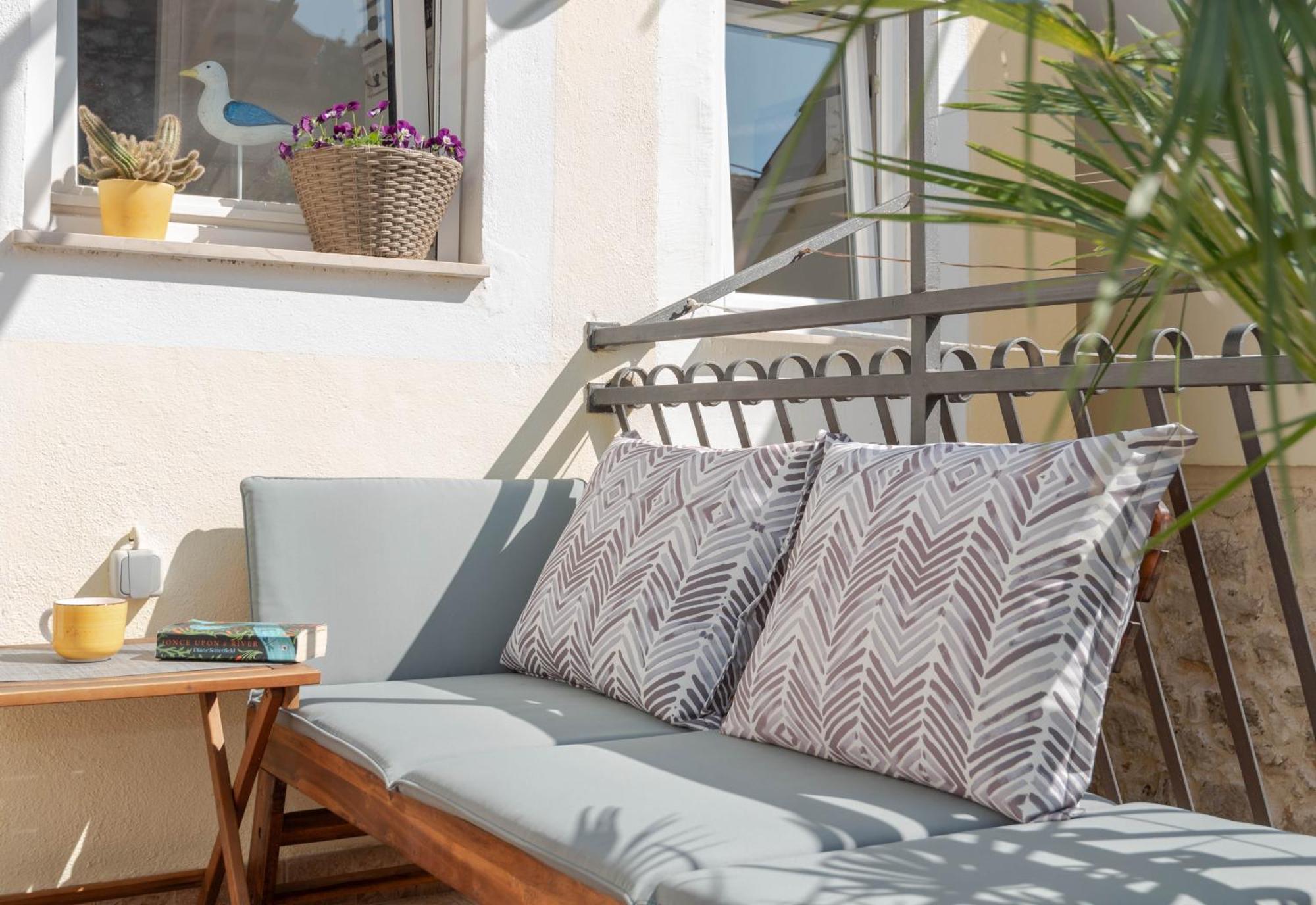 Mediterranean Terrace Apartment With Bikes & Sup Skradin Exteriér fotografie