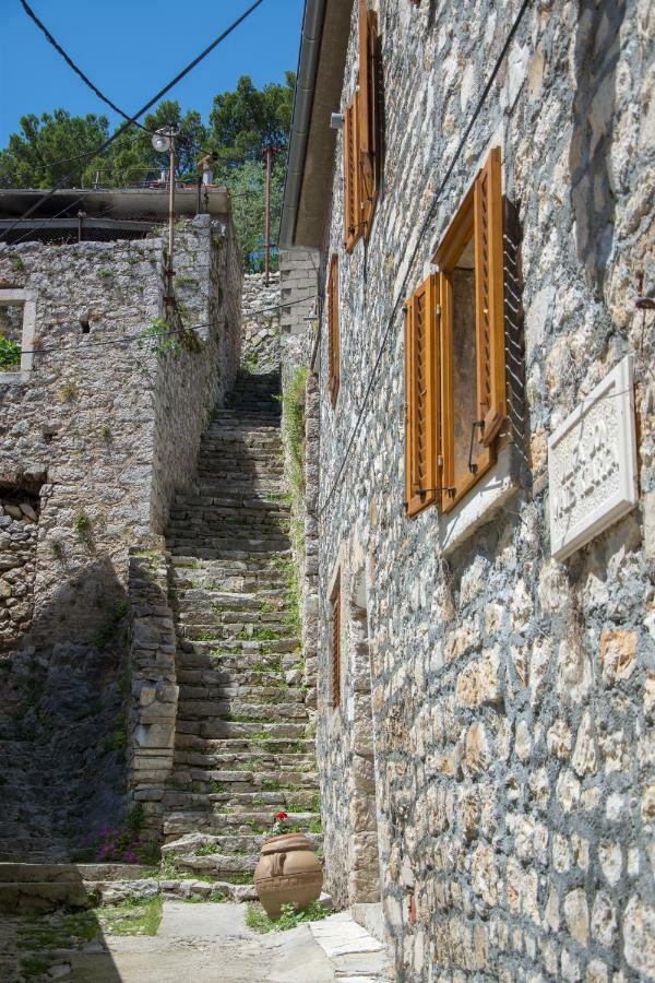 Mediterranean Terrace Apartment With Bikes & Sup Skradin Exteriér fotografie
